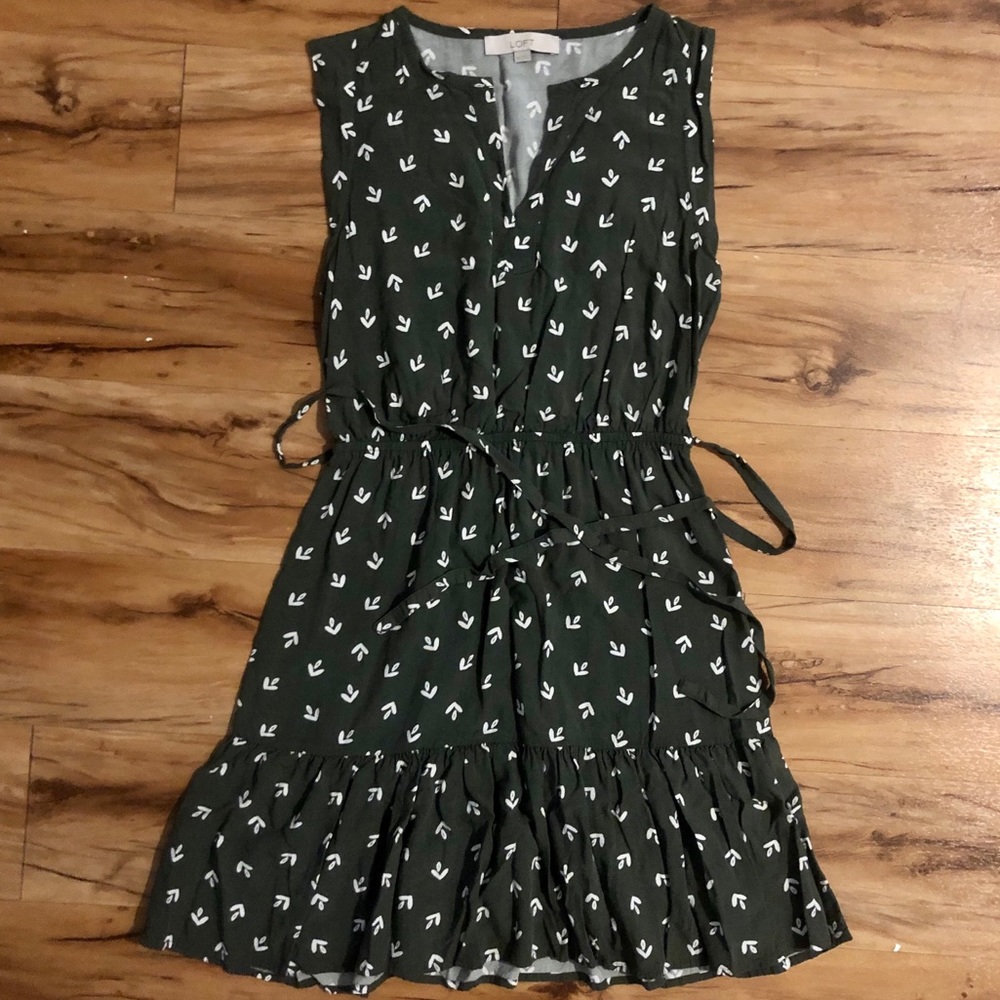 LOFT Arrow Print Smocked Ruffle Tie Waist Dress